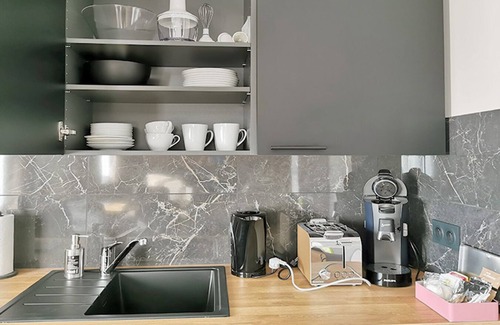 Moyen-Vernet Apartamento | Cemoi-Estudio-Familiar-Baño en la habitacion-Vista al Jardín