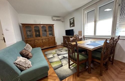 Apatin Apartamento | Centar Apartman