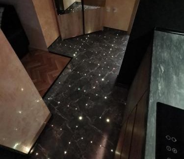 Grbavica Apartamento | Centar Stan na dan sa besplatnim parkingom