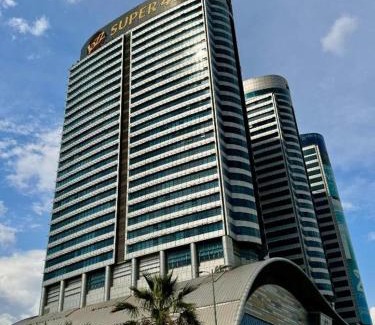 Blue Area Apartamento | Centaurus Apartment Three Bed Mountain View