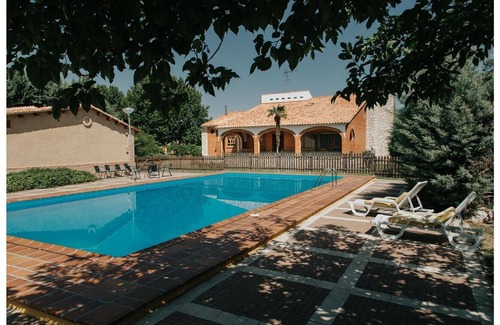Hornillos de Eresma Apartamento | APARTAMENTO CENTENO----