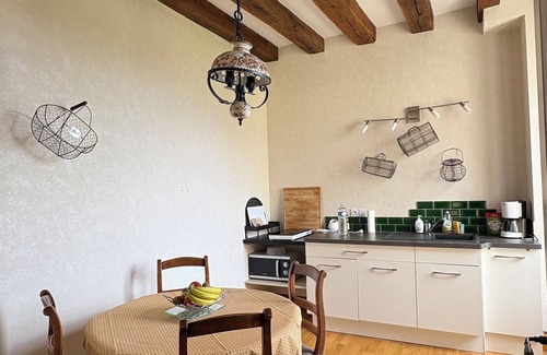 Chinon Apartamento | Center Chinon Gîte XVème 2 chambres + garage vélo.