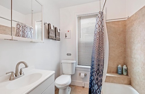 Point Breeze Apartamento | Center City South-Scandinavian Style 1BR by ACT