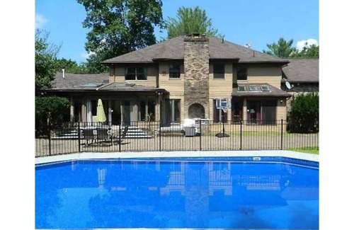 Stroudsburg Casa | Center Hall Colonial Villa in the Heart of Poconos