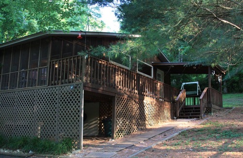 Smithville Cabina | Center Hill Lake - Holmes Creek Cabin - media milla del muelle de barcos