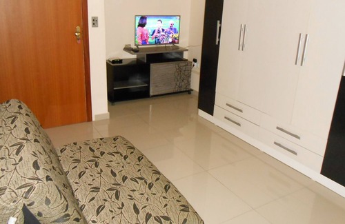 Centro Historico Apartamento | Centro, cerca de la Santa Casa y UFRGS. Con split, internet, ascensor, Port 24h