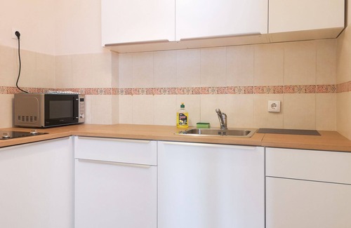 Novi Sad Apartamento | Center, new apartment, two bedrooms + free parking