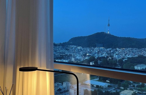 Namyeong-dong Apartamento | Center of Seoul,Namsan Suite loft with two floors