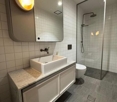Sydney Central Business District Apartamento | Center of Sydney 2 Bedroom Apartment with Balcony