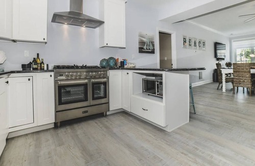 Cape May Casa | Center of town, 4 ensuite bedrooms, magical Cape May memories start here.