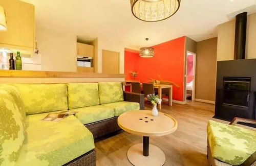 Curcay-sur-Dive Casa | Center Parcs - Domaine du Bois a Deer - Eden Cottage Confort 3 Habitaciones 4 Personas
