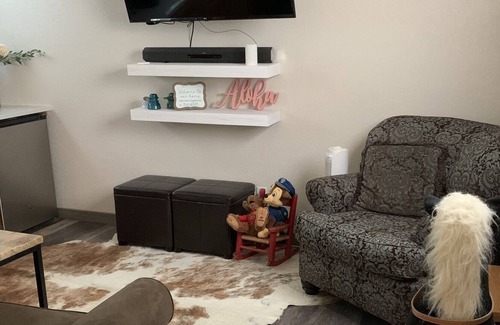 Center Point Cabina | Center Point, Kerrville, Bandera, Fredricksburg centrally located