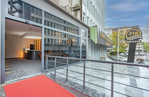 Kartal Apartamento | Center Suite