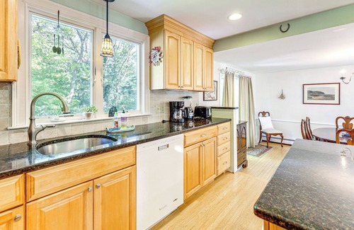 Centerville Cabaña | Centerville Escape w/ Pool ~ 3 Mi to Beach!