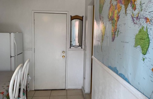 Paradise Condominio | Central, 2 bed-rooms, 2 showers, 5 mins airport, 10 mins strip/convention center