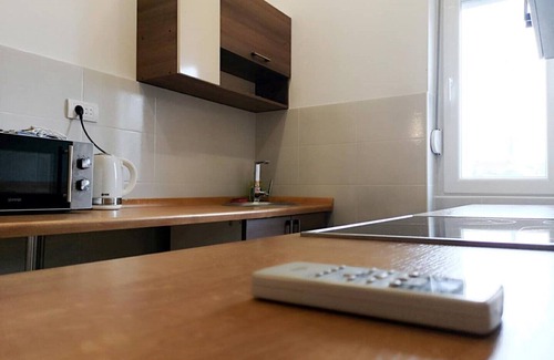 Novi Sad Apartamento | Central 2 Bedroom Apartment 84 sq m with Private Parking