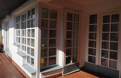 Grbavica Apartamento | Central 2-bedroom apartment + free private parking
