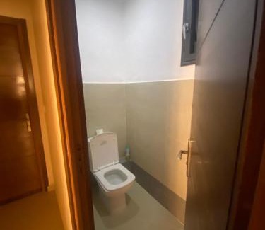 LA GIRONDE Apartamento | Central 2-bedrooms w/balcony@Downtown Mers Sultan