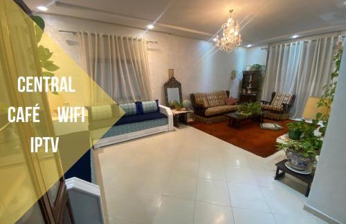 LA GIRONDE Apartamento | Central 2-bedrooms w/balcony@Downtown Mers Sultan