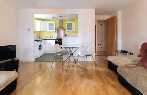 Redcliffe Apartamento | Central 2BD Flat - Redcliffe