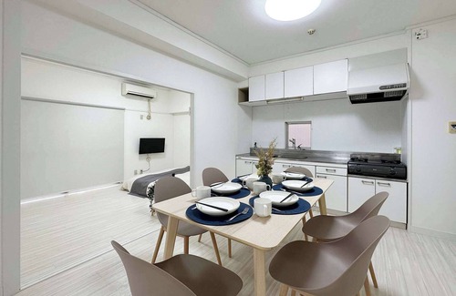 Hiroshima City Centre Apartamento | Dai3kuboi - 3 BR Near Peace Park for 9 ppl