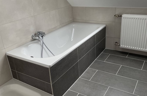 Hildesheim District Apartamento | ☆ Central 75sqm | Kitchen | King size bed | Netflix