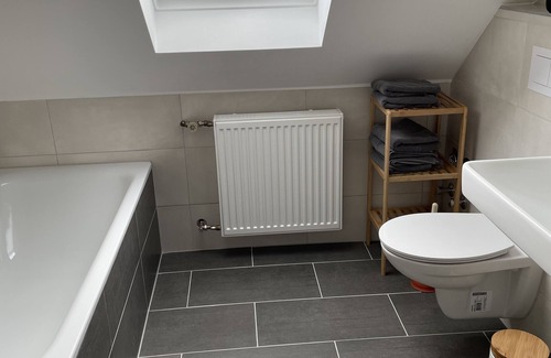 Hildesheim District Apartamento | ☆ Central 75sqm | Kitchen | King size bed | Netflix