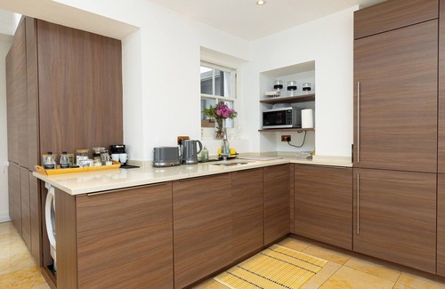 Earl's Court Apartamento | Central Amazing 2BR Flat w/2 Patio in Kensington