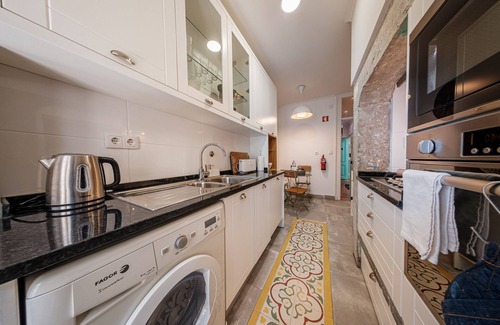 Baixa Apartamento | Central and Serene Apartment in Baixa 107
