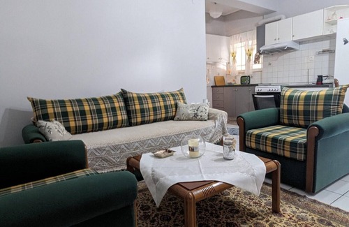 Molos-Agios Konstantinos Apartamento | Central Apartment in Agios Konstantinos