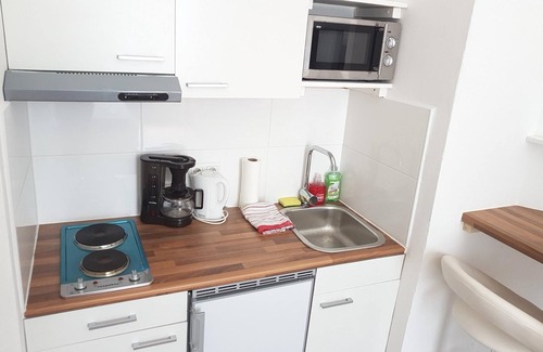 Roßau Apartamento | Central Apartment close to inner ring metro airconditioned A32