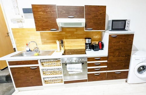 Bant Apartamento | Central apartment for 3 people with kitchen & washing machine