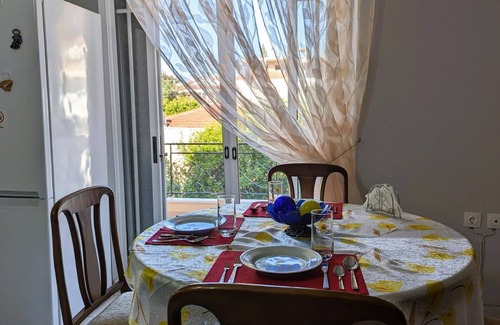 Molos-Agios Konstantinos Apartamento | Central Apartment in Agios Konstantinos