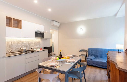 Castelletto Apartamento | Central Apartment In Genova, Genova, Italy