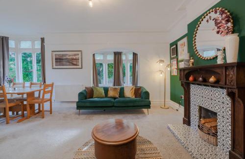 Banbury Casa | Central Banbury Stay Comfy and Spacious for groups 9 sleeps