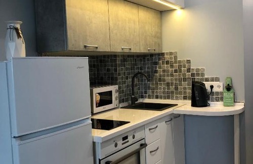 Vladivostok Apartamento | Central Bay Studios. 7min Station, Arbat Street