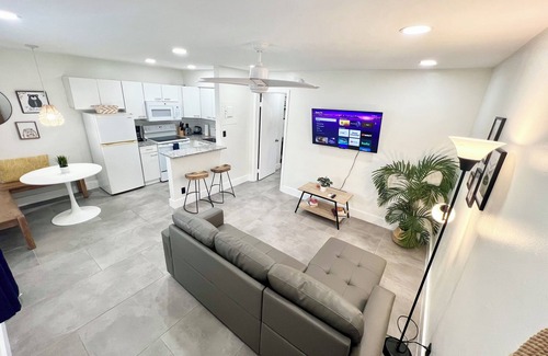 Lake Ridge Apartamento | Central, Beautiful&Spacious 1Br 1Bath in Lake Ridge
