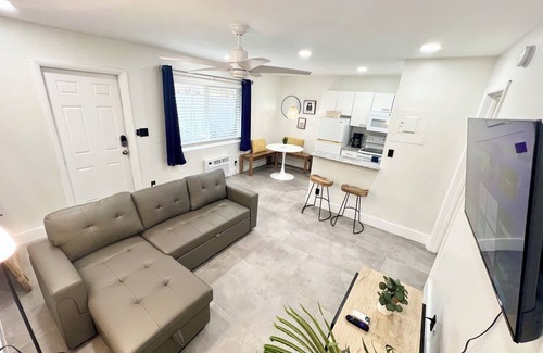 Lake Ridge Apartamento | Central, Beautiful&Spacious 1Br 1Bath in Lake Ridge