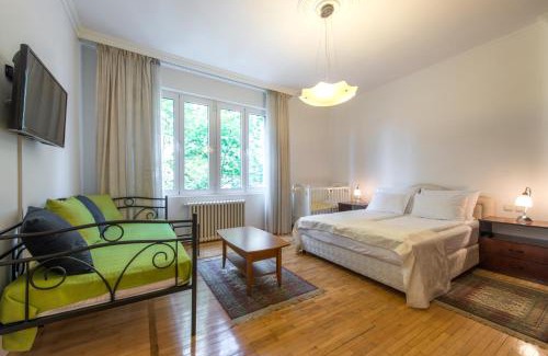 Slavija Apartamento | Central Belgrade Apartment 2