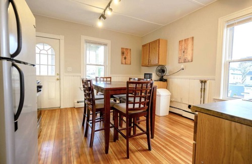 Beverly Apartamento | Central Beverly! 5 min to Salem!
