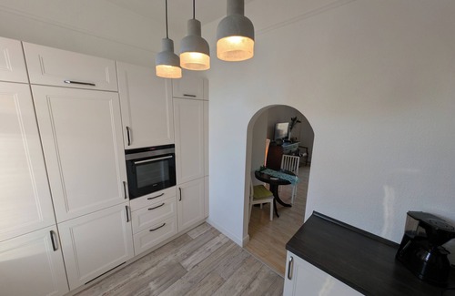 Mainz-Bingen Apartamento | Central bright apartment in Gau-Algesheim with balcony