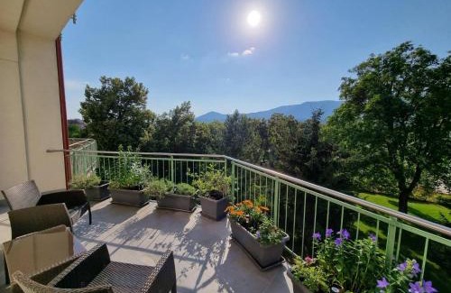 Martin Apartamento | Central business apartment - FREE PARKING