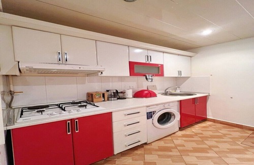 Sabayil Apartamento | Central Classic Flat Close To Old Town
