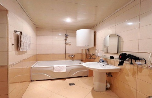 Sabayil Apartamento | Central Classic Flat Close To Old Town