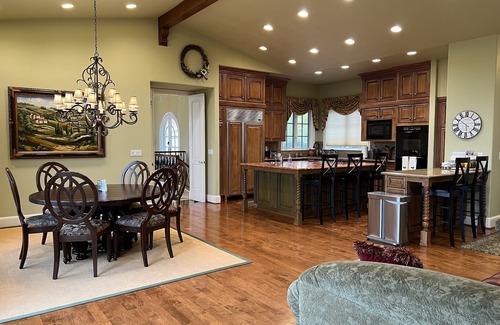 Nipomo Casa | Central Coast Luxury Estate with Pool, Professional Putting Green, & Pickleball