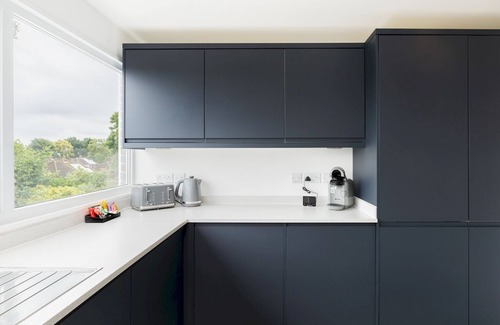 Warwick Casa | Central & Comfortable 2Bedroom Property, Warwick|Pass the Keys