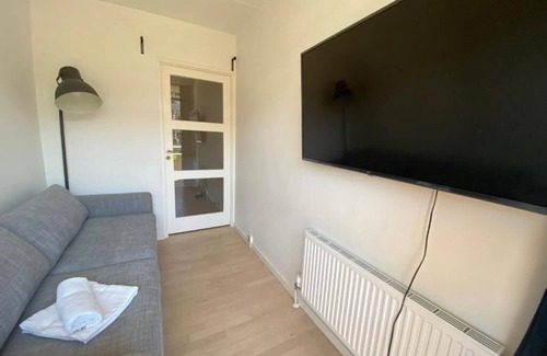 København N Apartamento | Central Copenhagen Apt w Balcony, Elevator & Free Parking