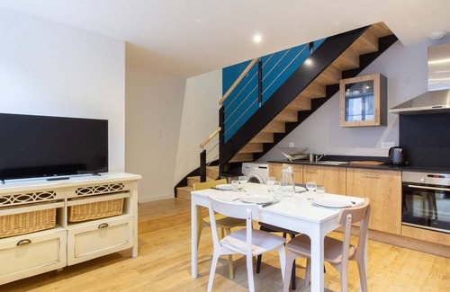 Cauterets Apartamento | Dúplex céntrico en Cauterets: 2 habitaciones, WiFi, local ski y cocina equipada