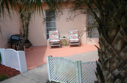 Fedhaven Villa | Florida Central Waterfront Community Safe & Tranquil, piscina climatizada para canotaje