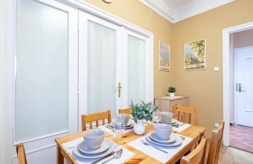 Sashegy Apartamento | Central - Free parking - Green